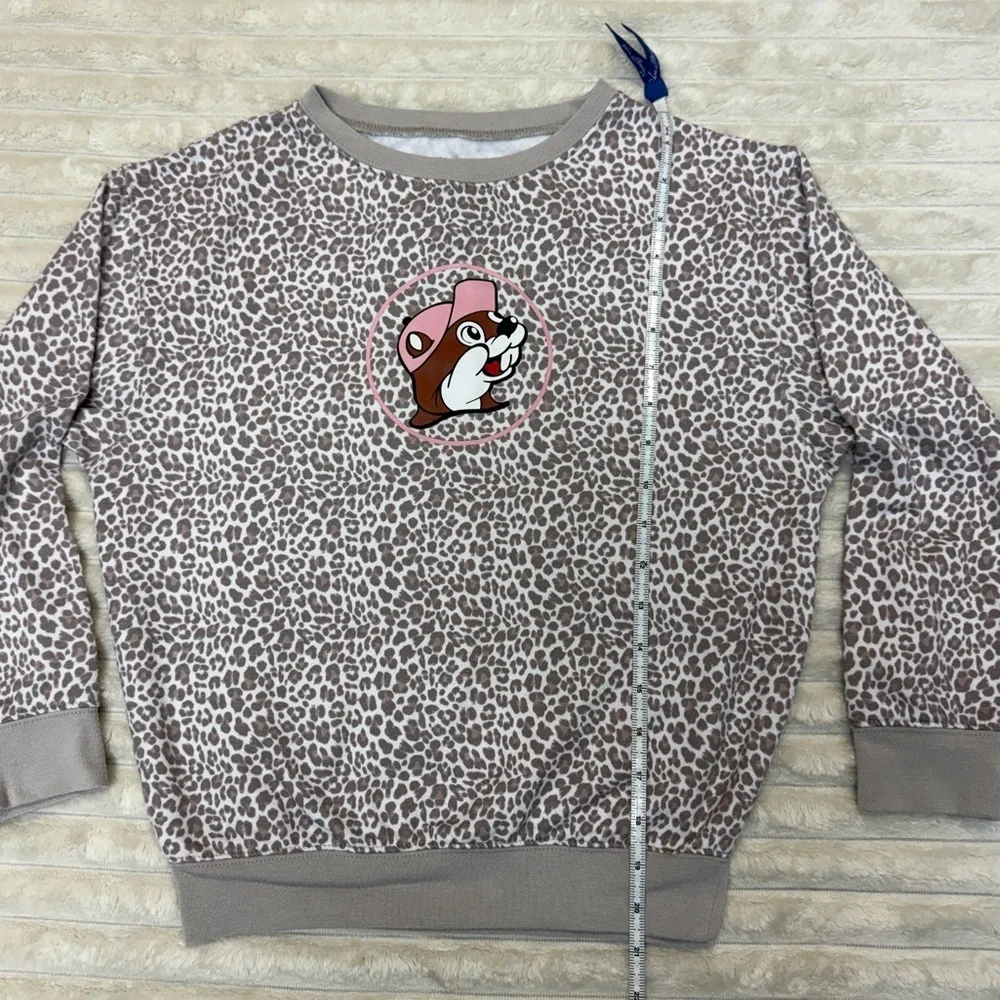 Buc-ees: Girls Leopard Print Pink Buc-ee Logo Sweatshirt, Size YL